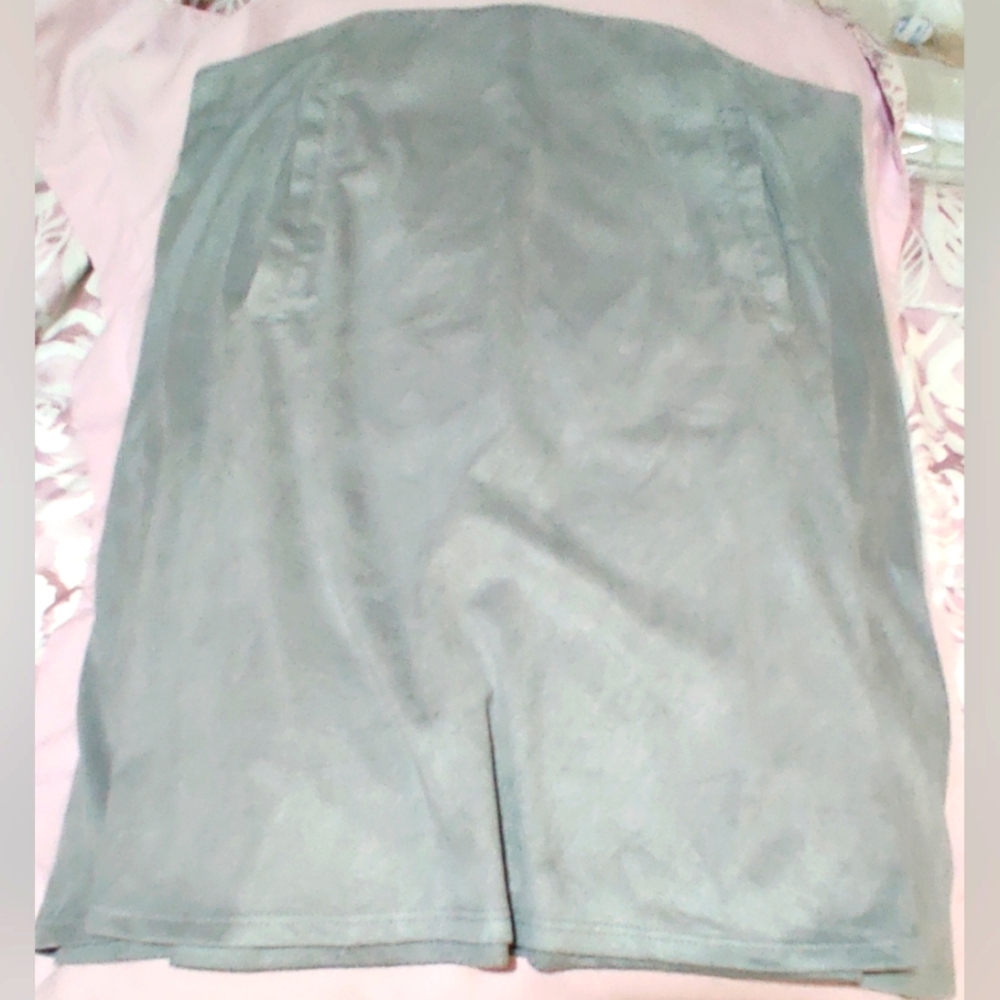 Serra Grey Pull-on, Pocket Mini Skirt, Size M 8-10